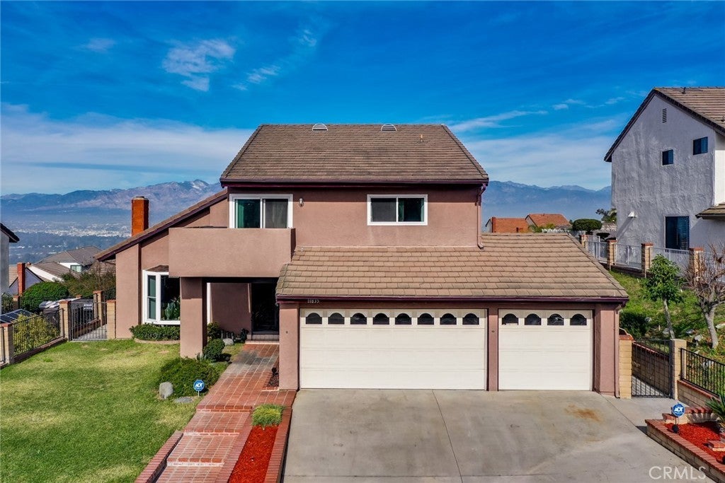 Photo of Listing #OC25275192