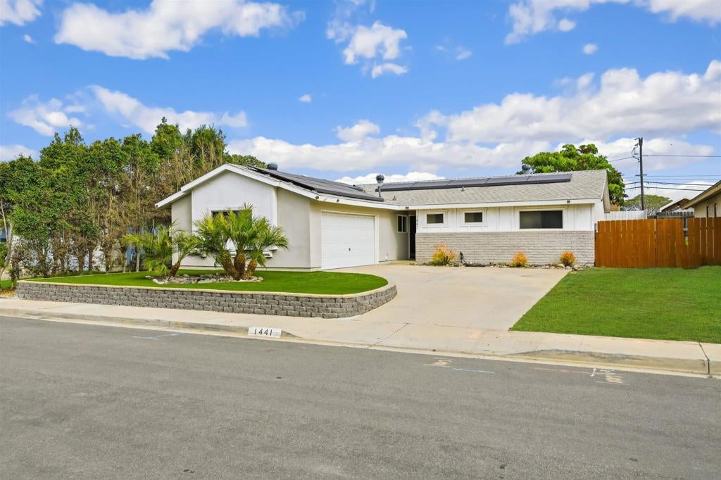 Photo of Listing #250045673SD