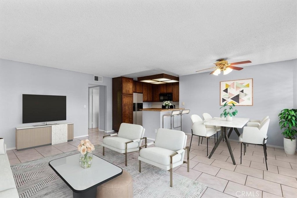 Photo of Listing #PW25275438