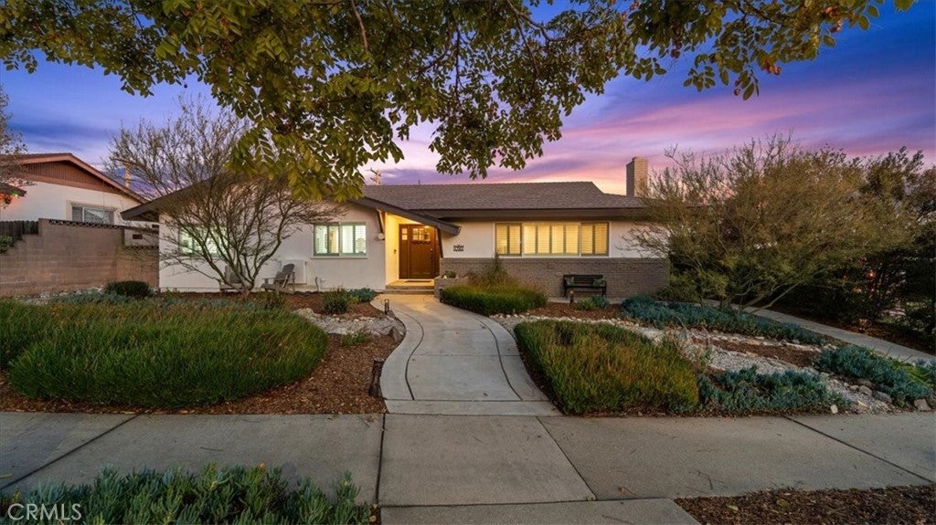 Photo of Listing #CV25244235