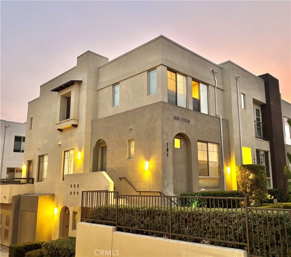 5550 Strand 101, Hawthorne