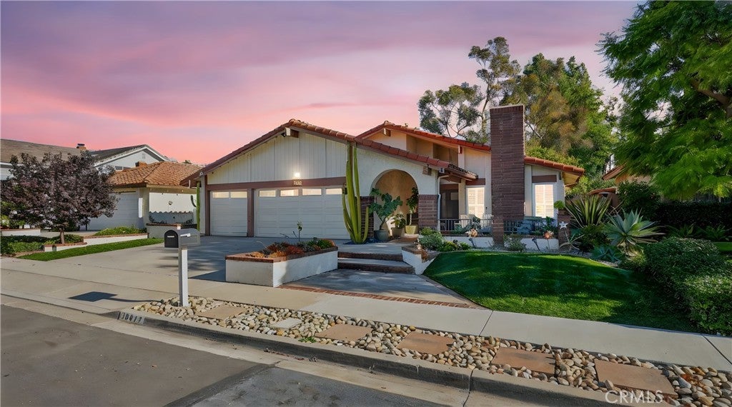 Photo of Listing #OC25266286