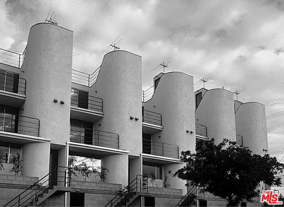 Photo of Listing #25628203