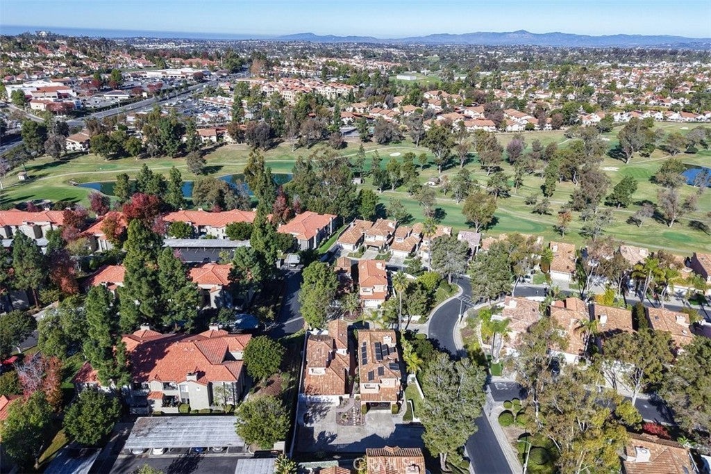 Photo of Listing #SW25275682