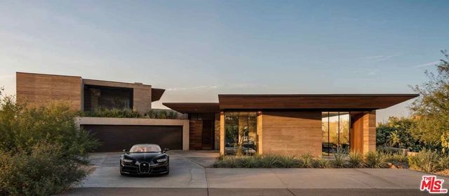 7305 Pyramid Place, Los Angeles
