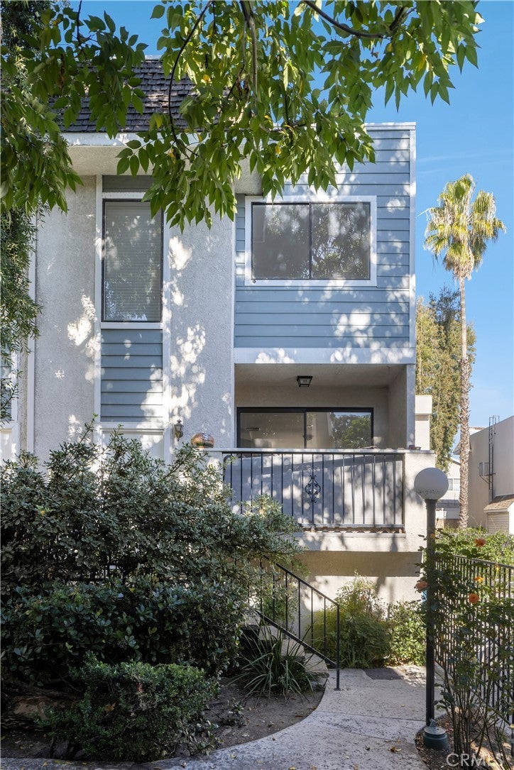 9144 Burnet 31, North Hills