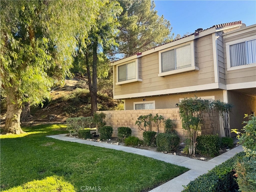 31363 The Old Road A, Castaic