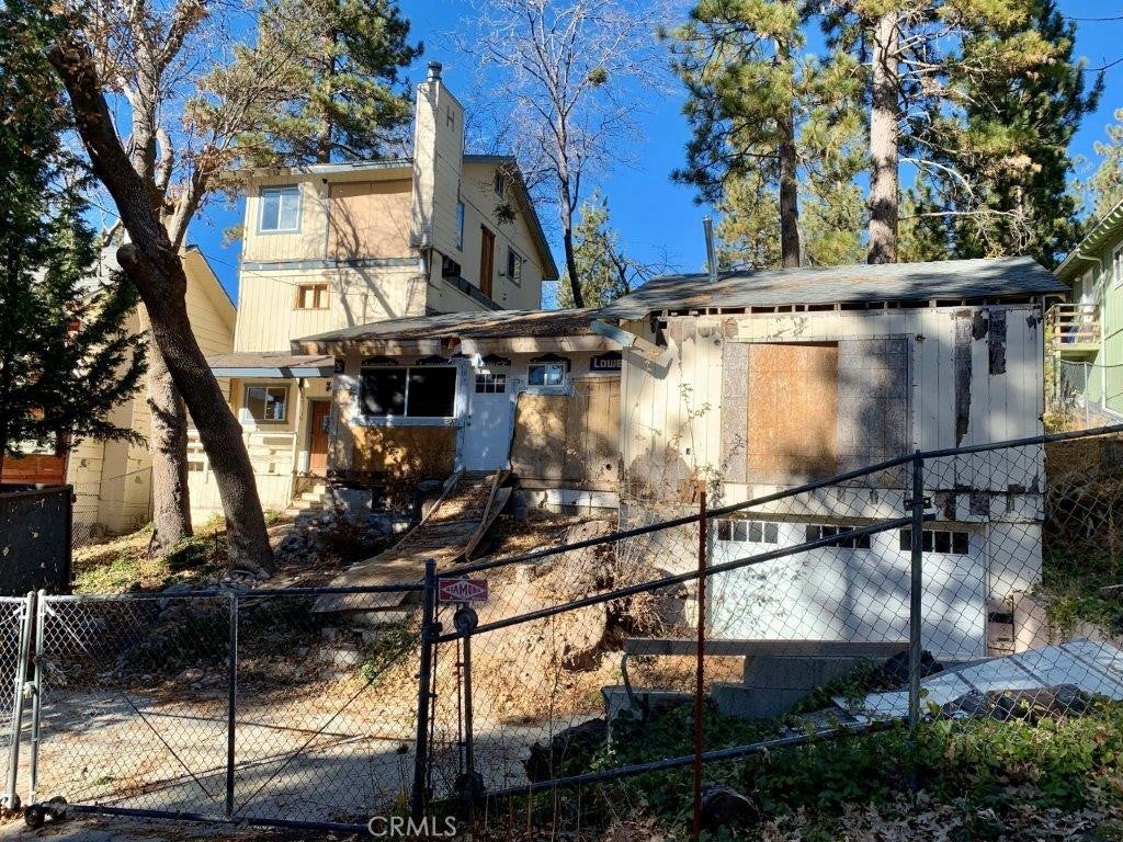 Photo of Listing #IV25275828