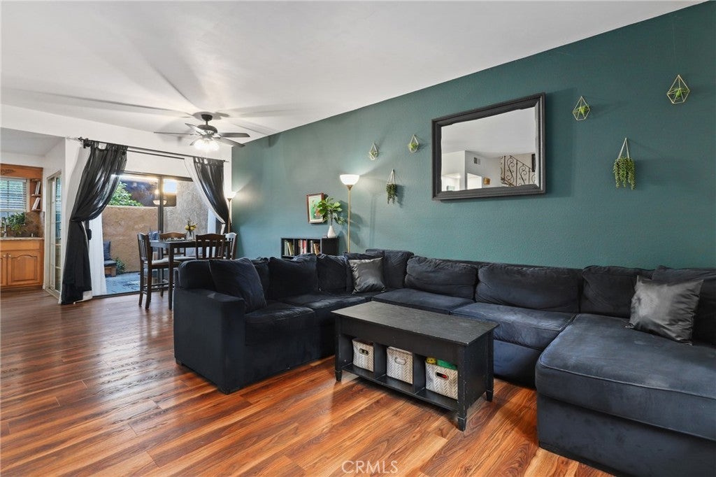 Photo of Listing #PW25266182