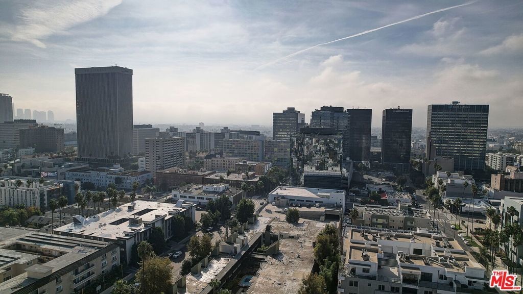 Photo of Listing #25628591