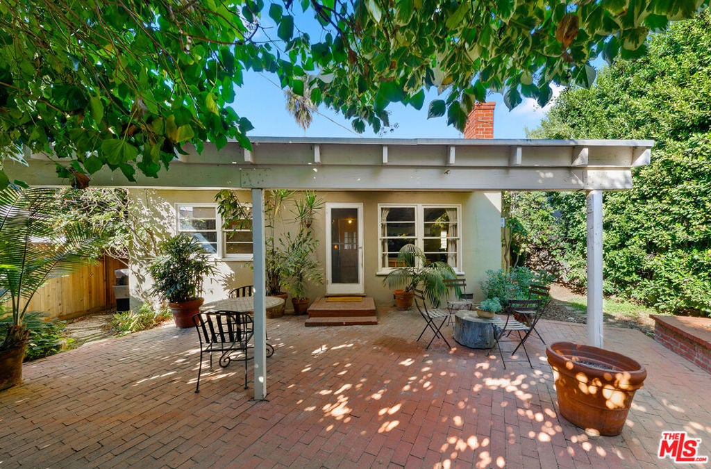 Photo of Listing #25621129