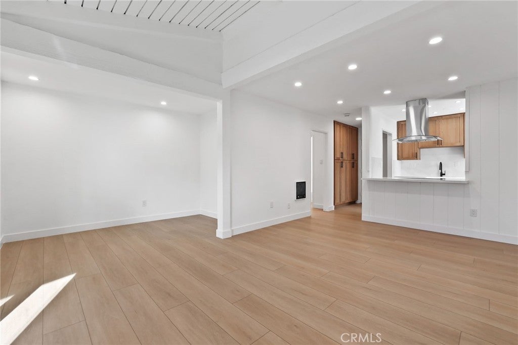 Photo of Listing #OC25276171