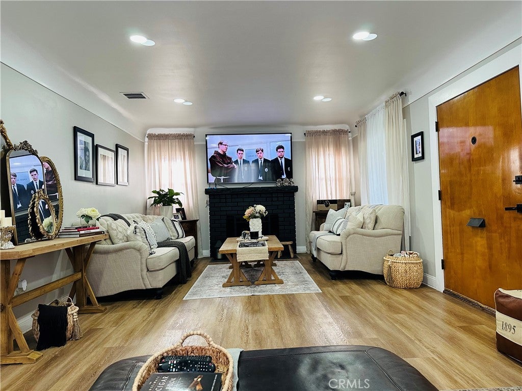 Photo of Listing #CV25276238