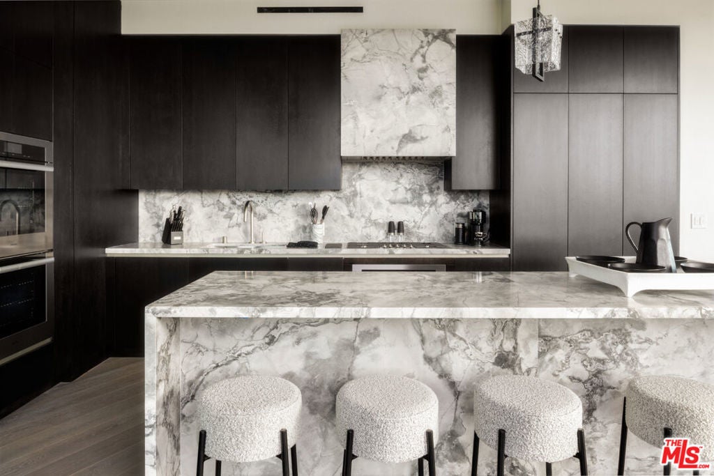 Photo of Listing #25628615