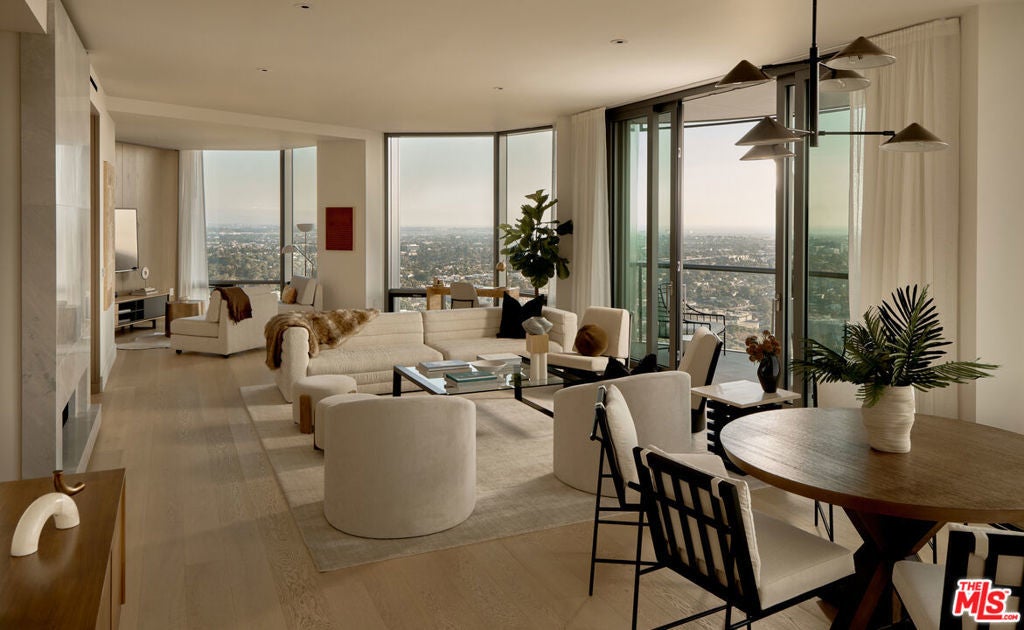 Photo of Listing #25587909