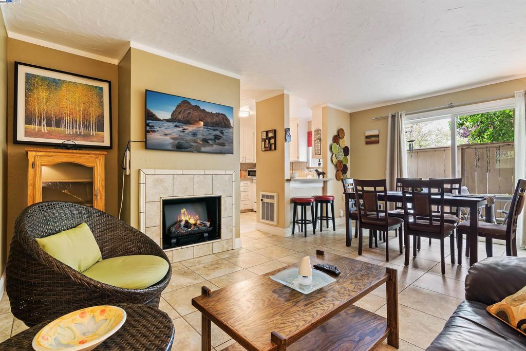 385 Camelback Road 2, Pleasant Hill