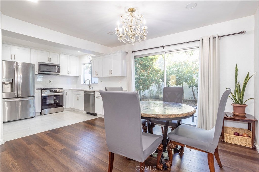 Photo of Listing #SR25276353