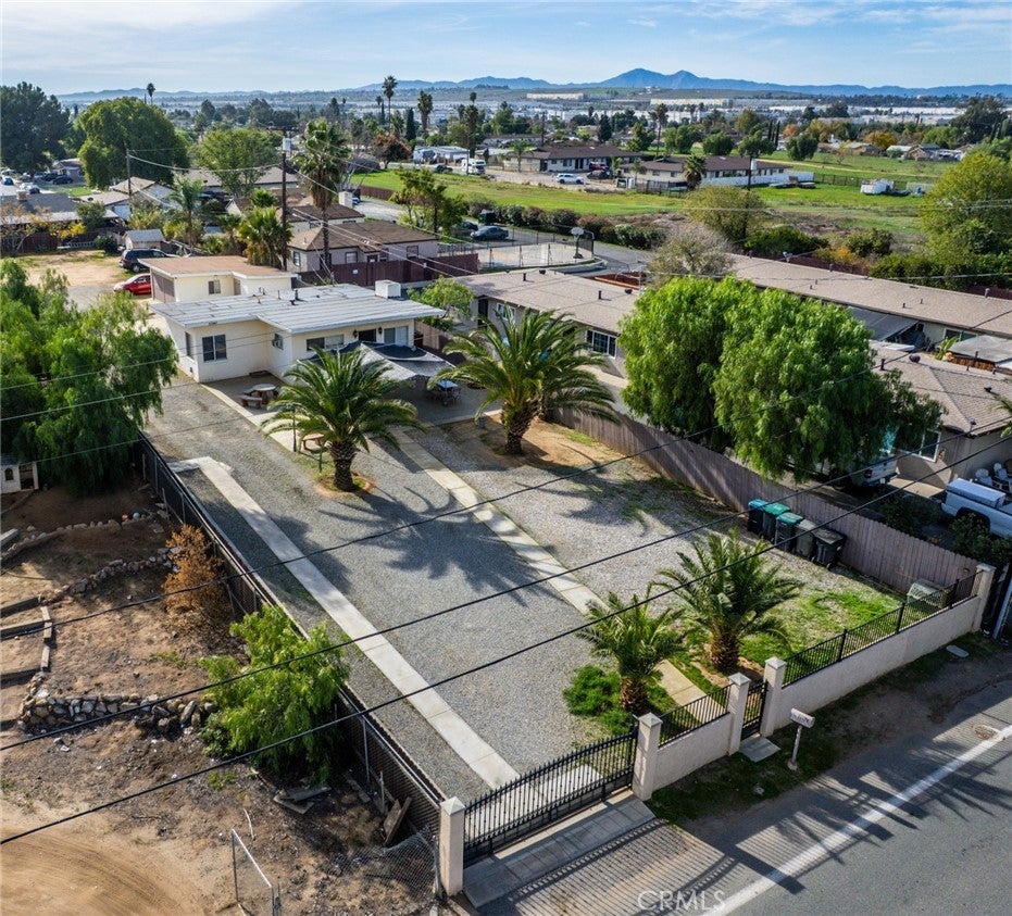 Photo of Listing #IV25276513