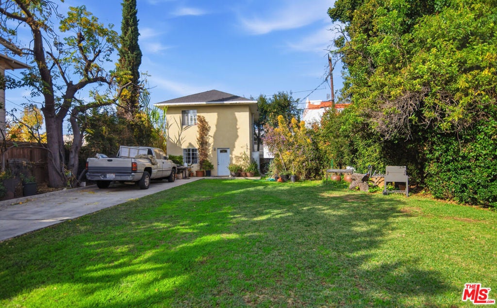 Photo of Listing #25627905