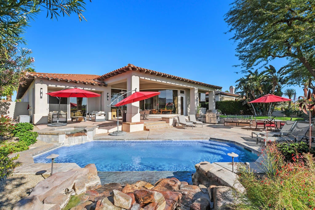 284 Loch Lomond Road, Rancho Mirage