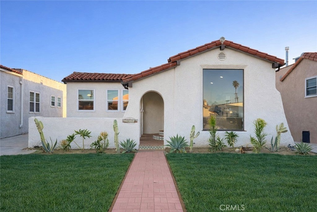 Photo of Listing #PW25276809