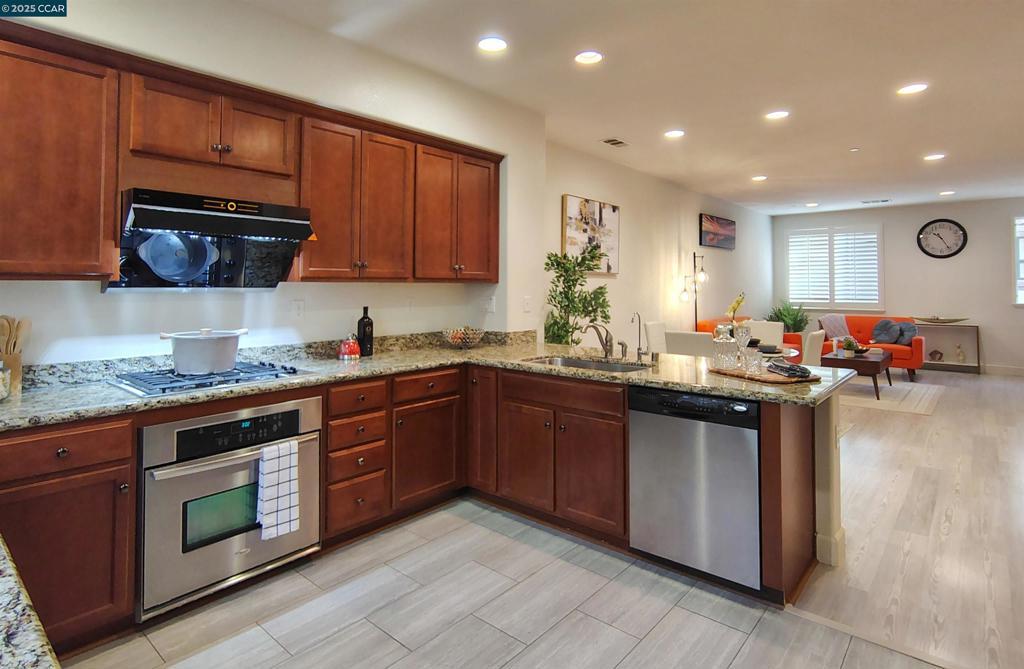 Photo of Listing #41119308