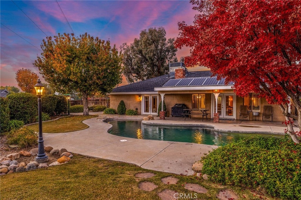 Photo of Listing #SR25276425