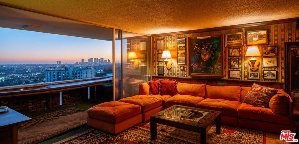 Photo of Listing #25617543