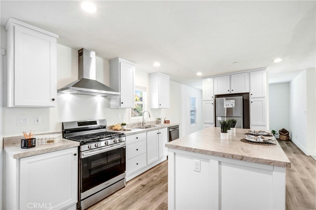 Photo of Listing #OC25276652