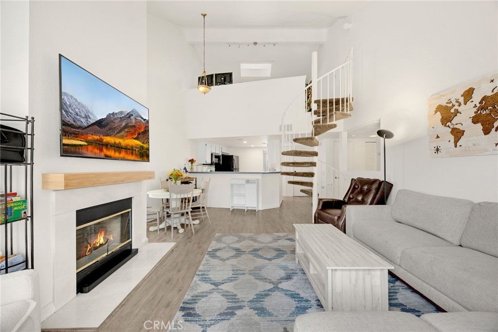 Photo of Listing #PW25277051