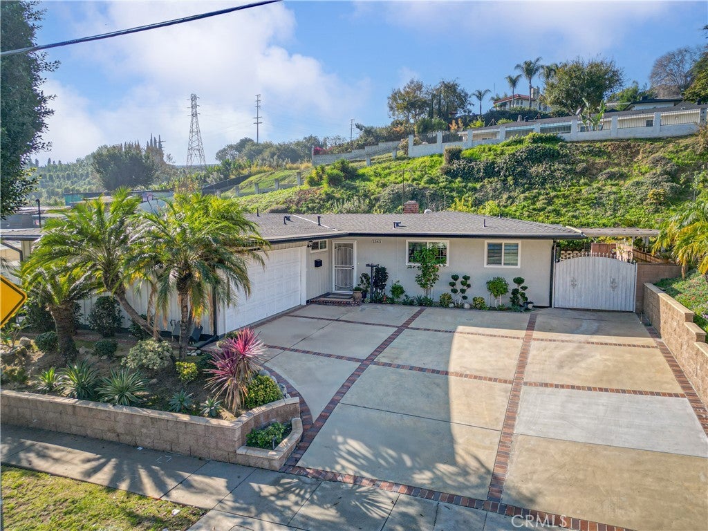 Photo of Listing #WS25276476