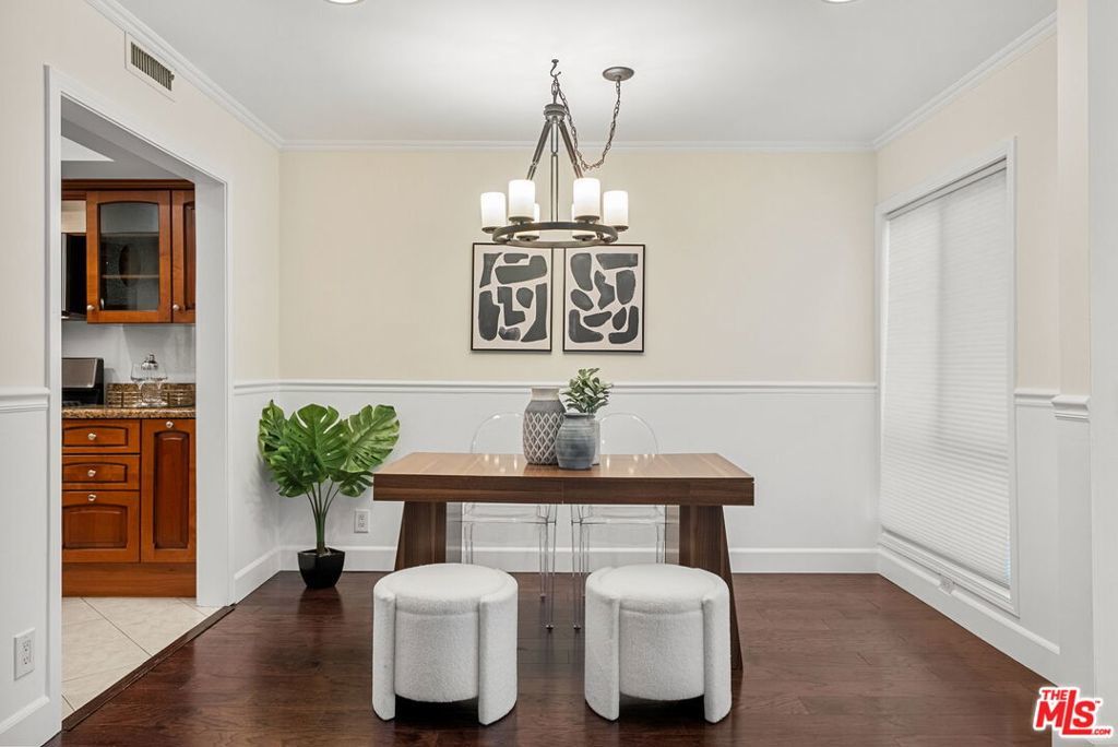 Photo of Listing #25628951