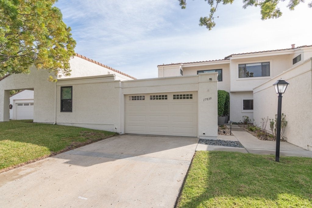 17939 Valle De Lobo, Poway