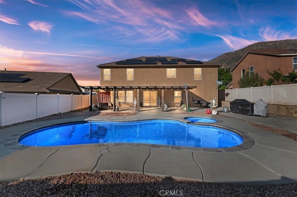 Photo of Listing #IV25273888