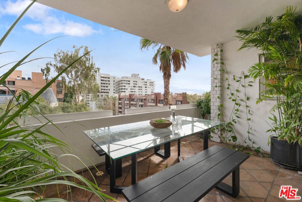 Photo of Listing #25629293