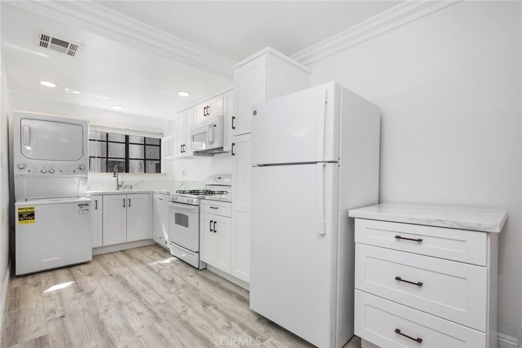 Photo of Listing #SB25277670