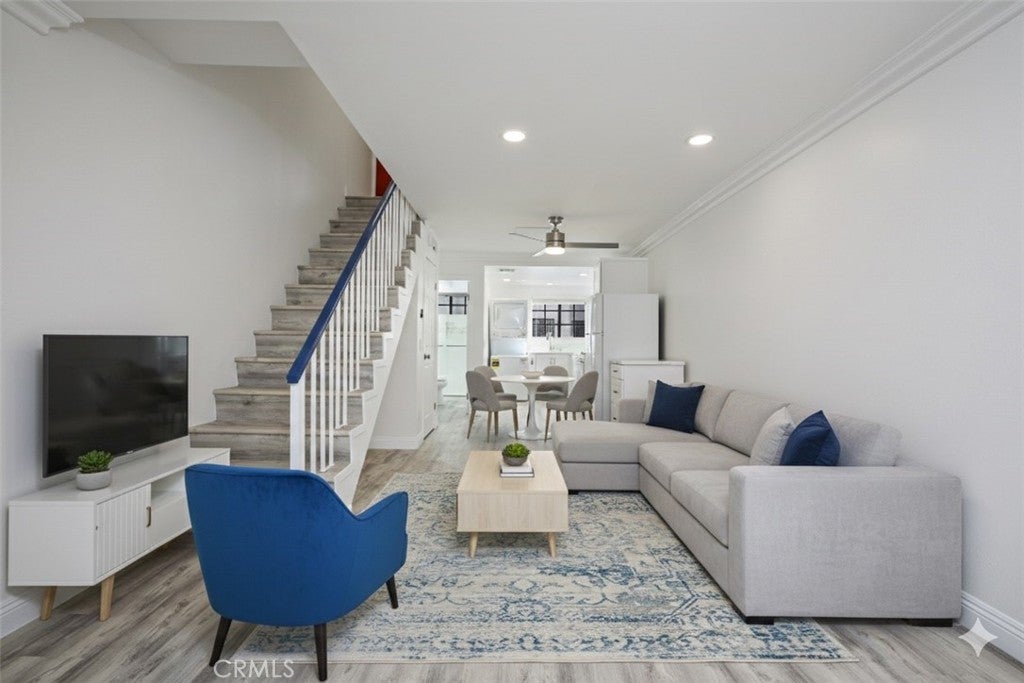 Photo of Listing #SB25277670