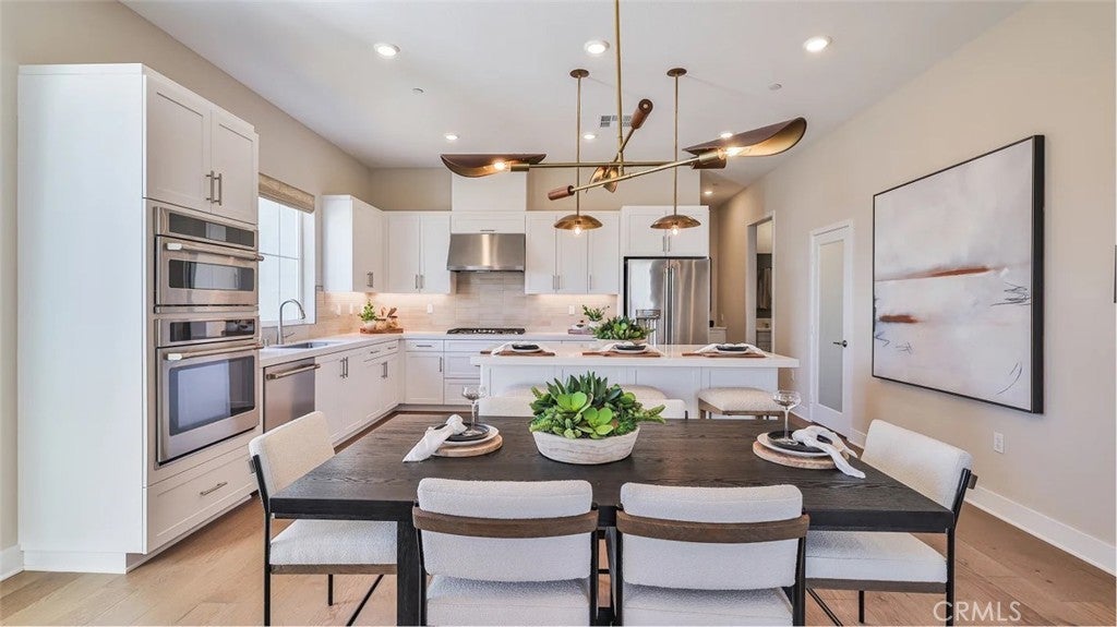 Photo of Listing #OC25277989