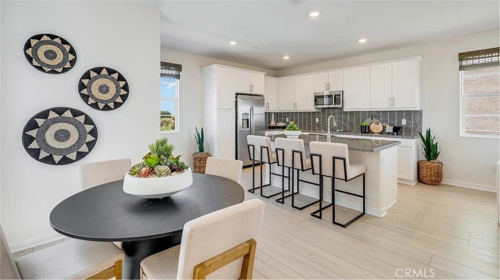 Photo of Listing #SW25278101