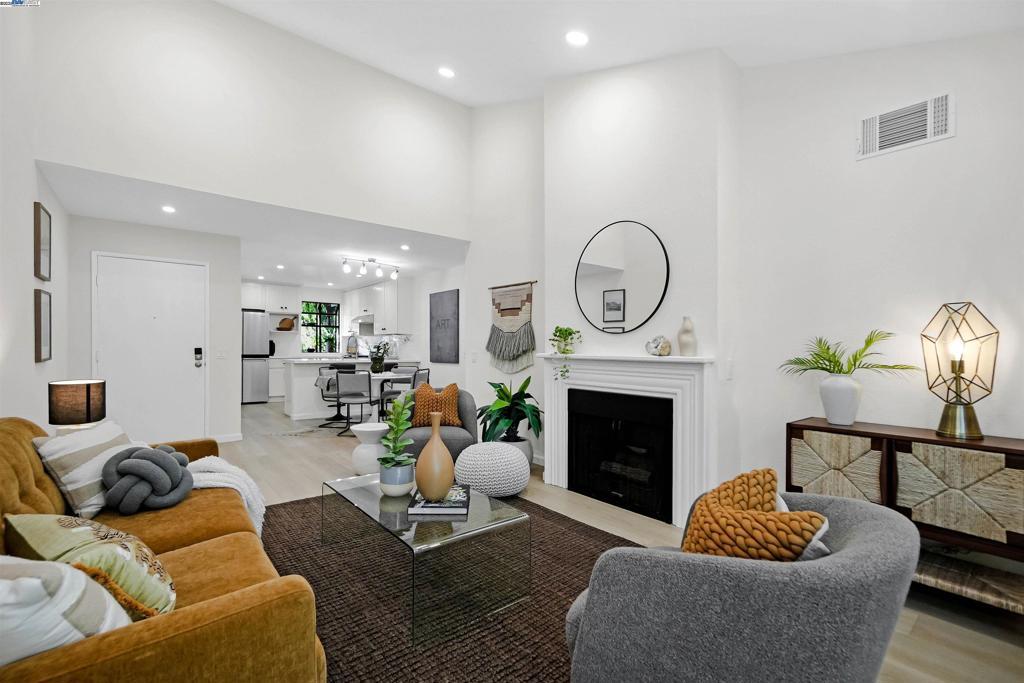 Photo of Listing #41119406