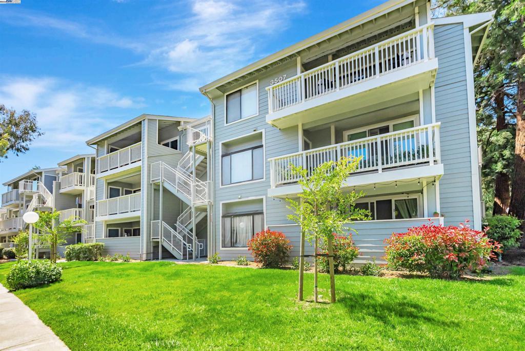 Photo of Listing #41119411