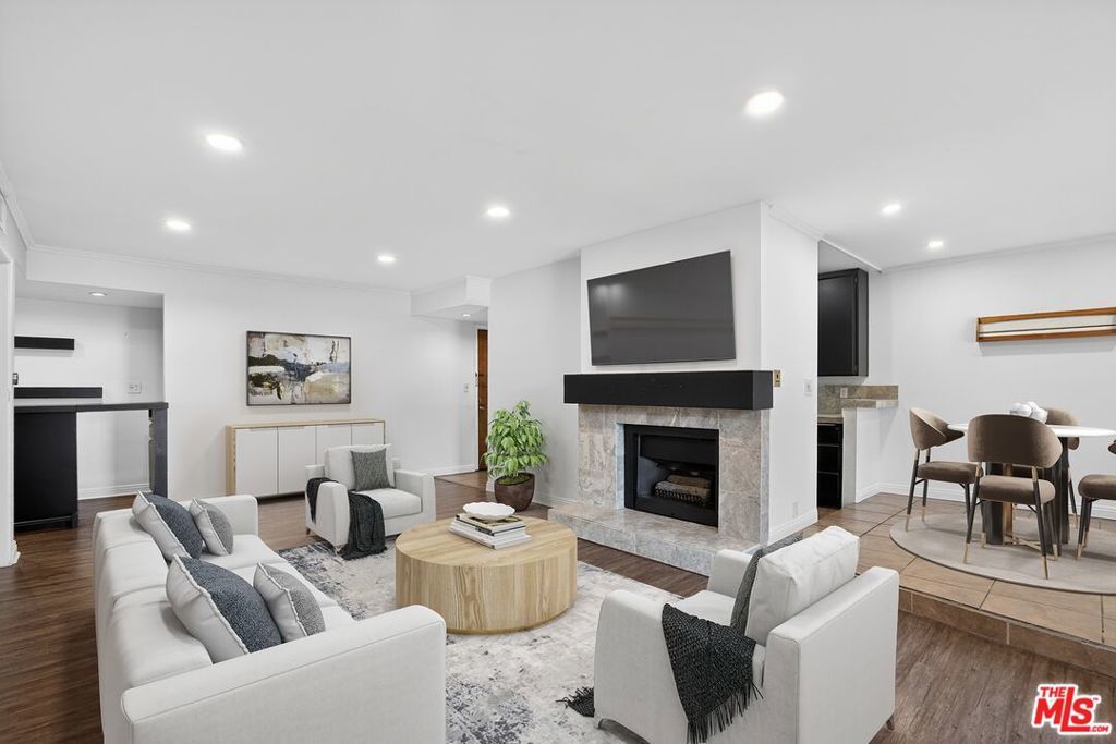 Photo of Listing #25629591