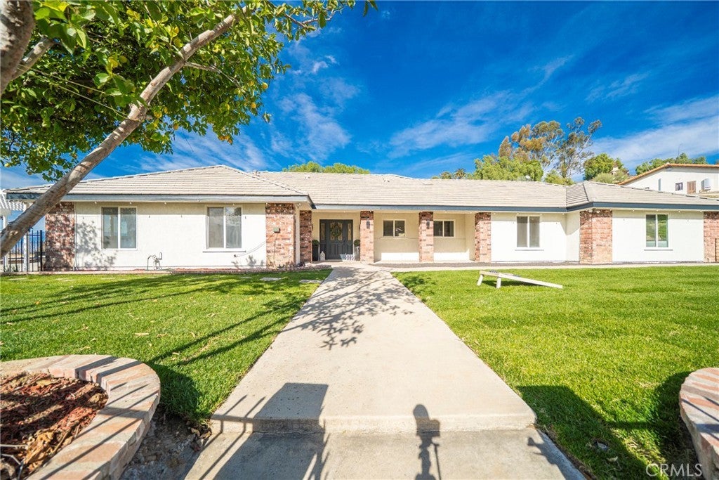 Photo of Listing #PW25278457