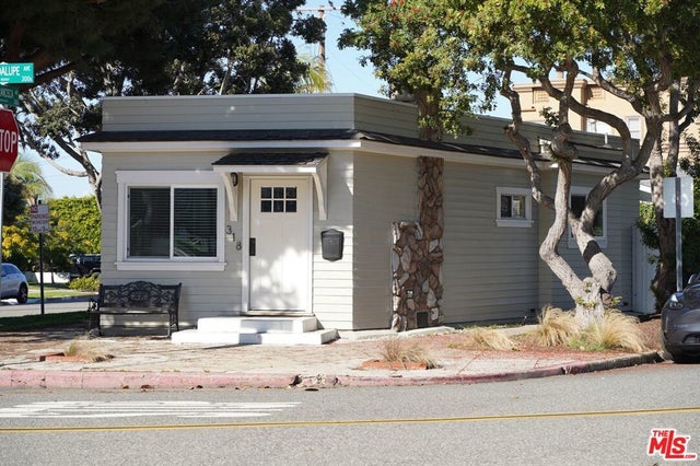 318 S Francisca Avenue, Redondo Beach.