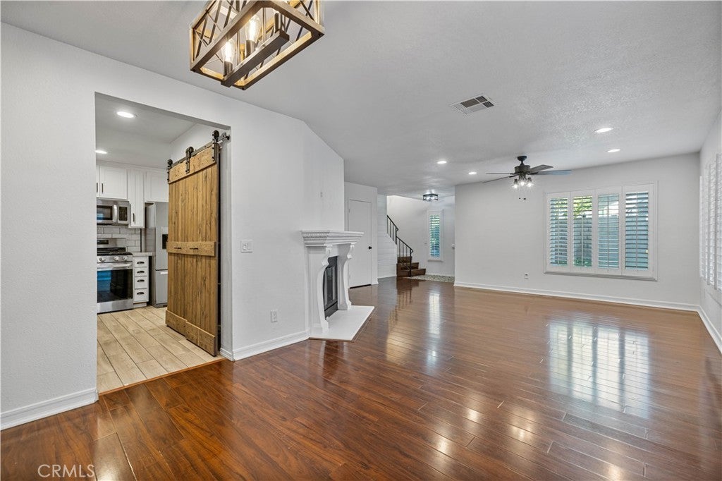 31311 The Old Road B, Castaic