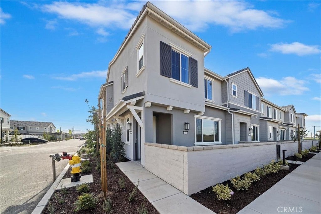 Photo of Listing #OC25278570