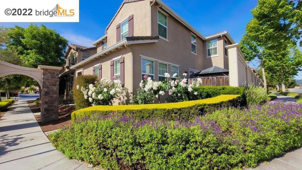 Photo of Listing #ML82029302