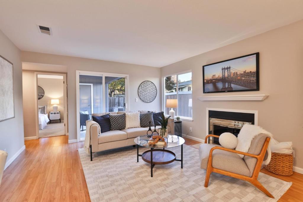 Photo of Listing #ML82029737