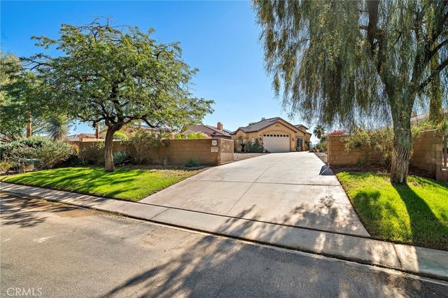 2710 Colorado River, Blythe