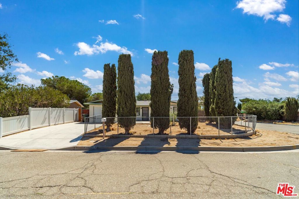 Photo of Listing #25630109